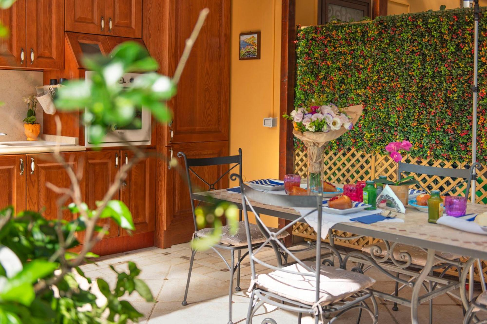 Relais Sorrento Terrace And Relax Panzió Kültér fotó