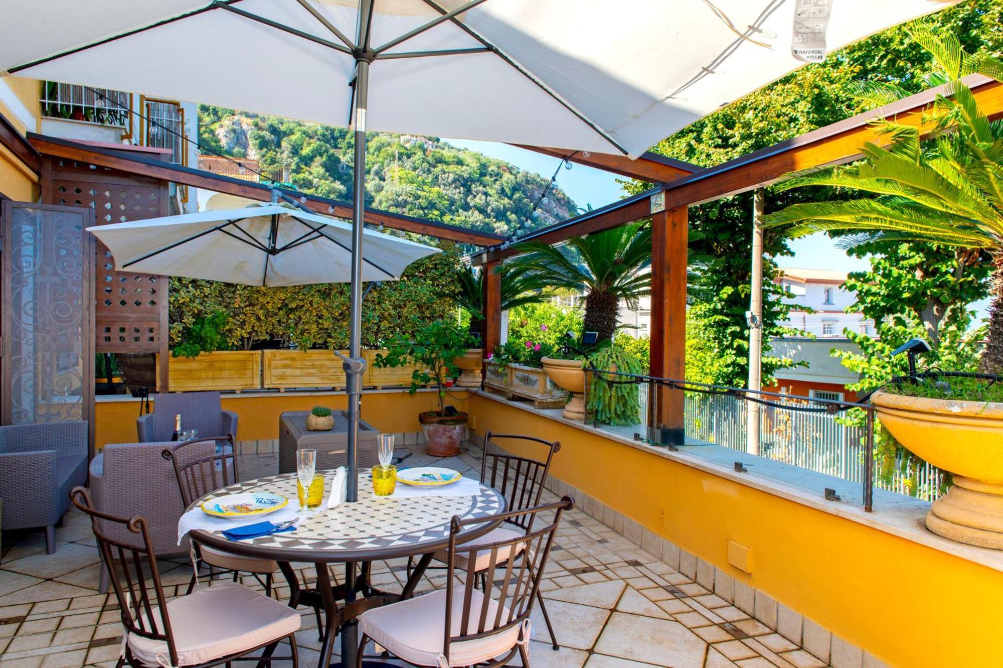 Relais Sorrento Terrace And Relax Panzió Kültér fotó