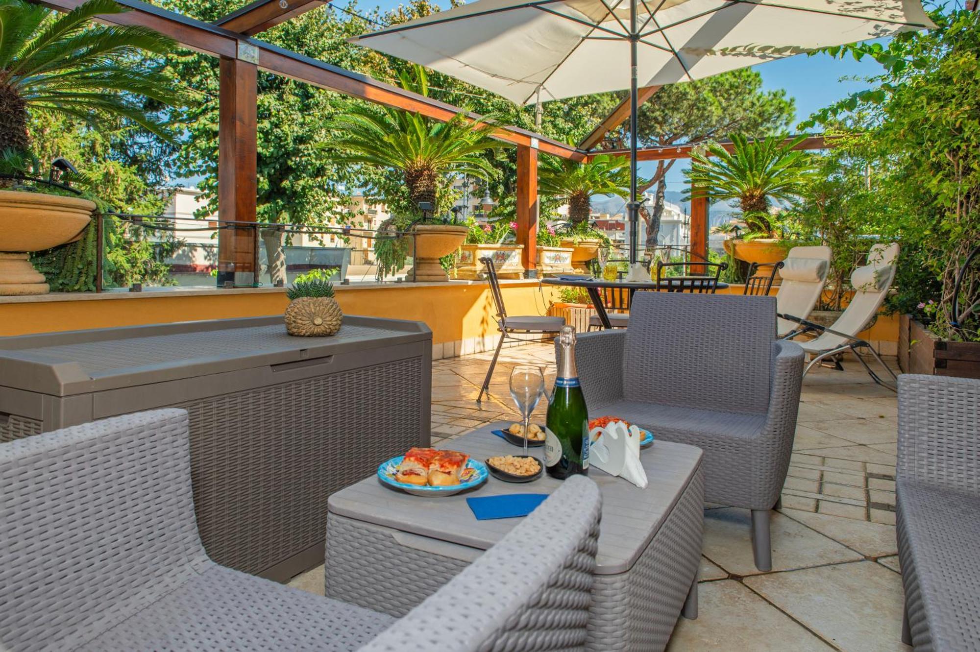 Relais Sorrento Terrace And Relax Panzió Kültér fotó