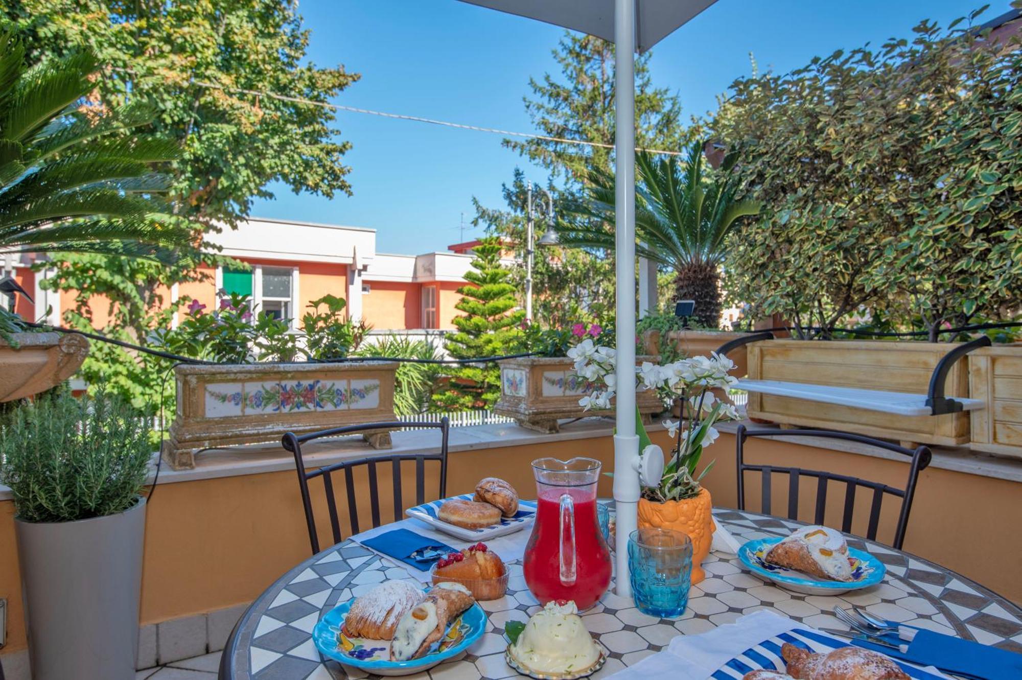 Relais Sorrento Terrace And Relax Panzió Kültér fotó
